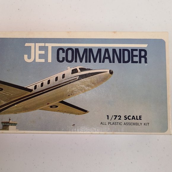 Very Rare - Aurora 1/72 Scale Jet Commander Model kit!! - Picture 2 of 9